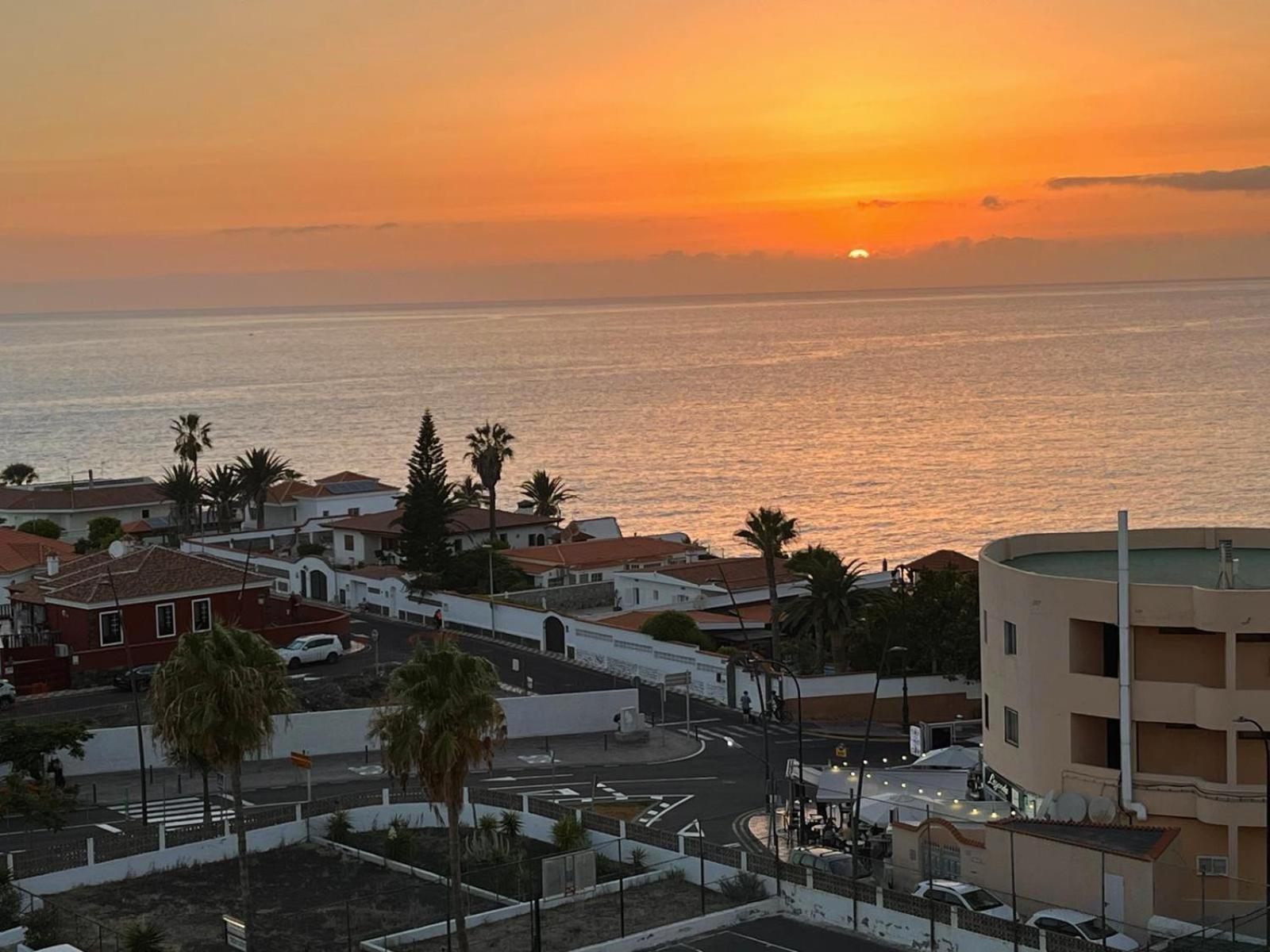 Sunset Arena Beach By Helloapartments Puerto de Santiago  Eksteriør billede